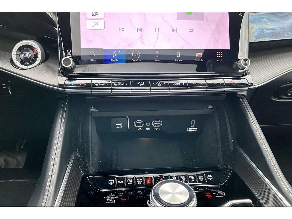 Certified 2024 Jeep Grand Wagoneer L Series II w/ Quick Order Packagew 28T image 30