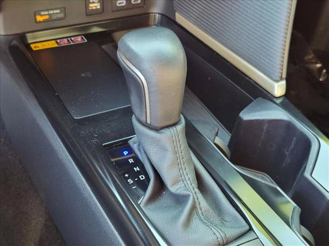 Certified 2025 Toyota Camry SE FWD image 11