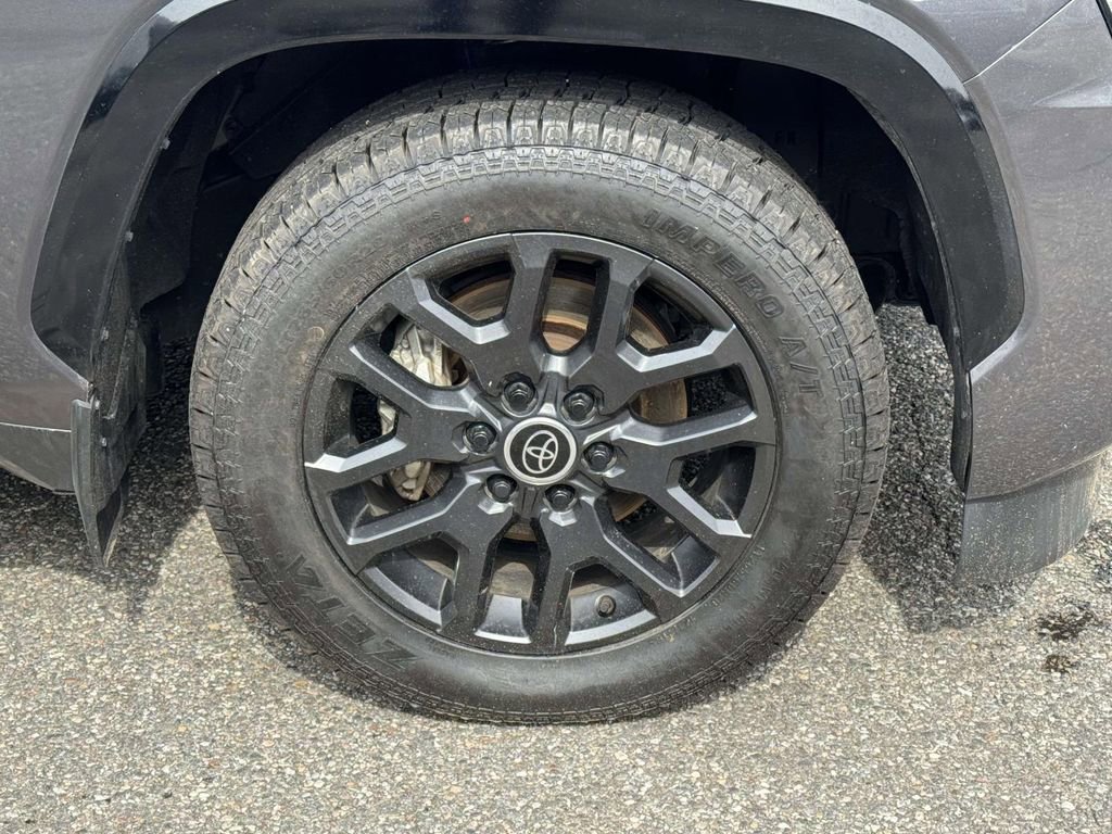 Used 2024 Toyota Sequoia Platinum image 7