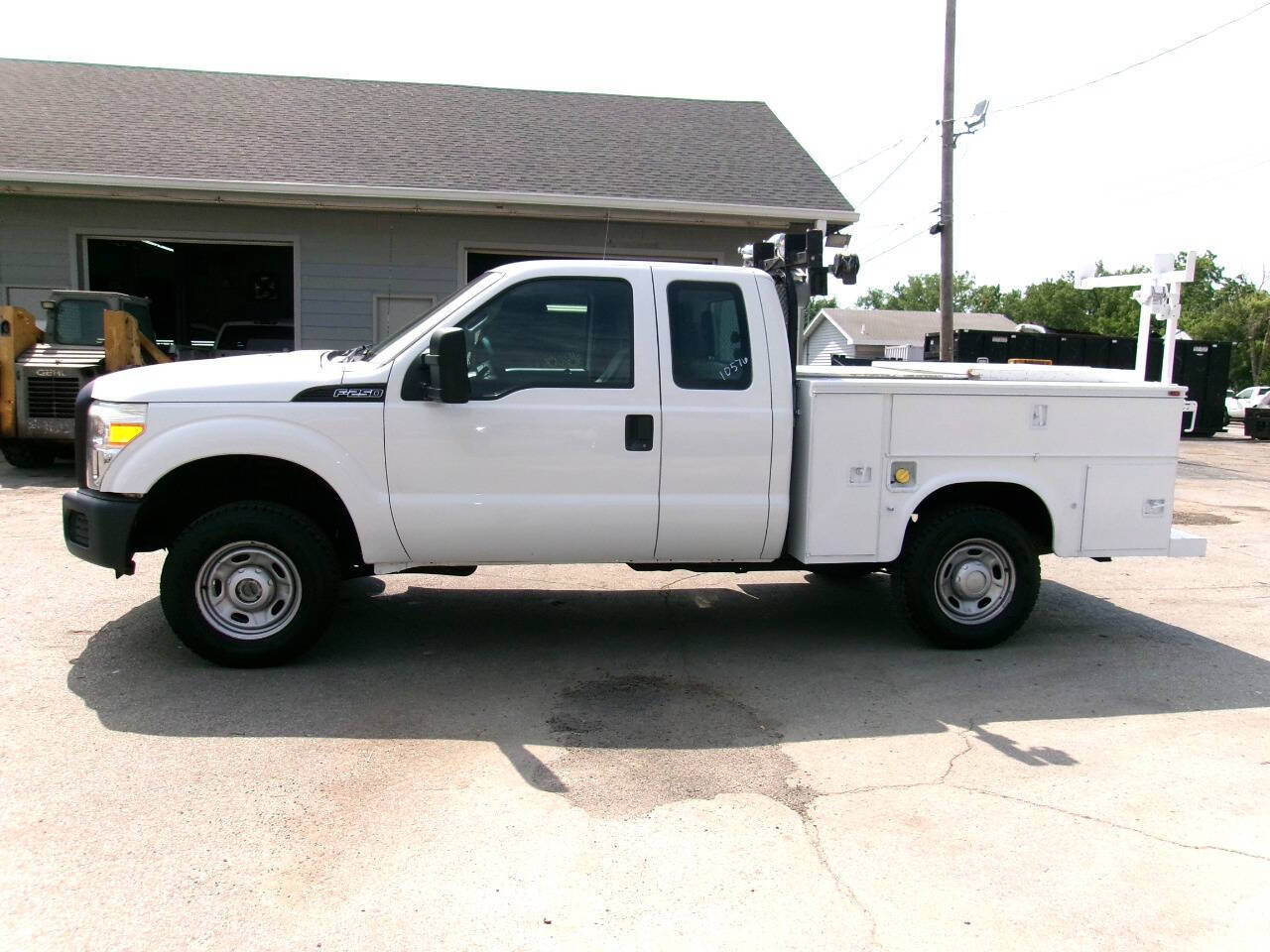 Used 2015 Ford F250 XL w/ Camper Package AWD/4WD image 5