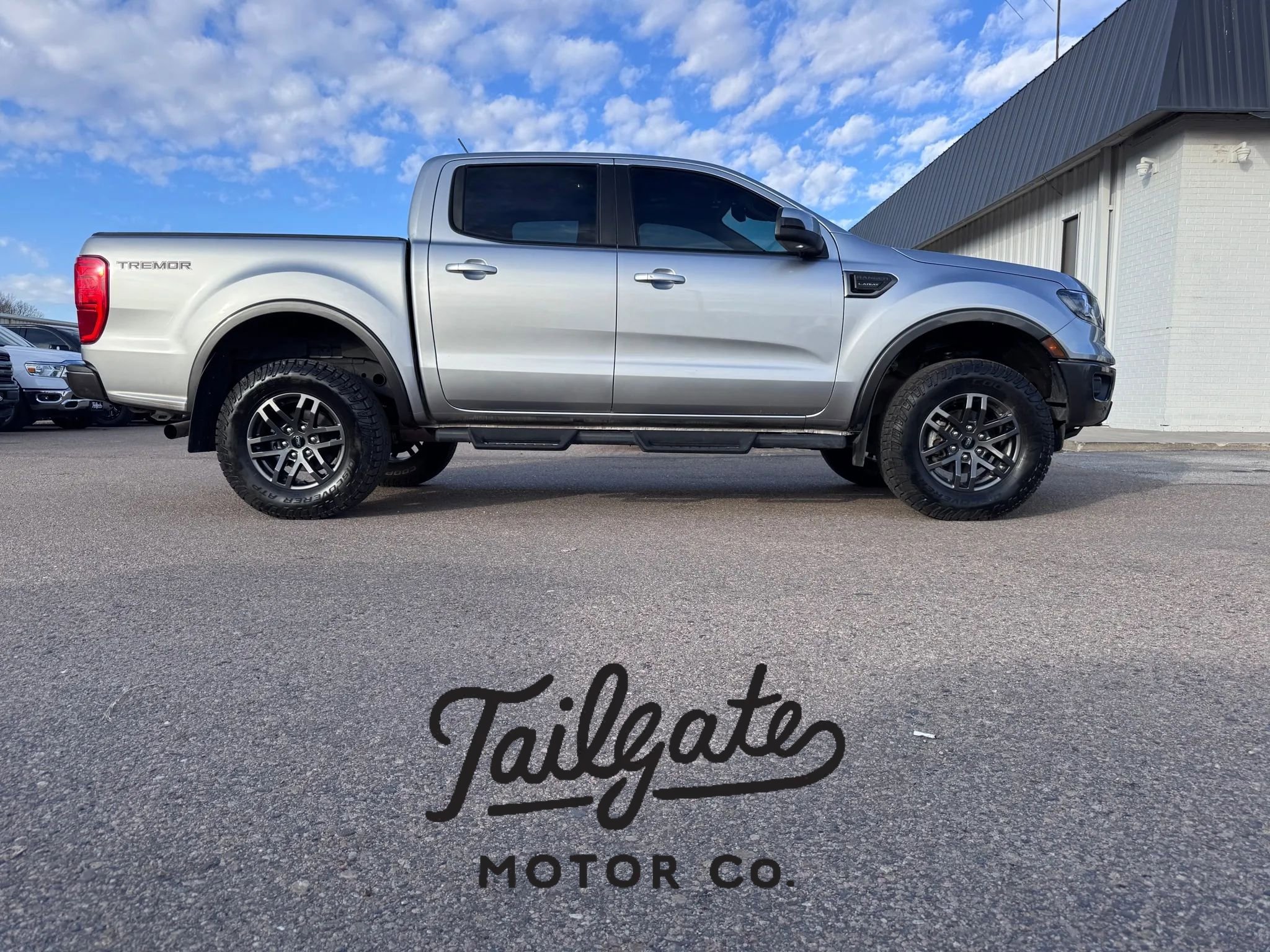 Used 2022 Ford Ranger Lariat w/ Tremor Off-Road Package image 1