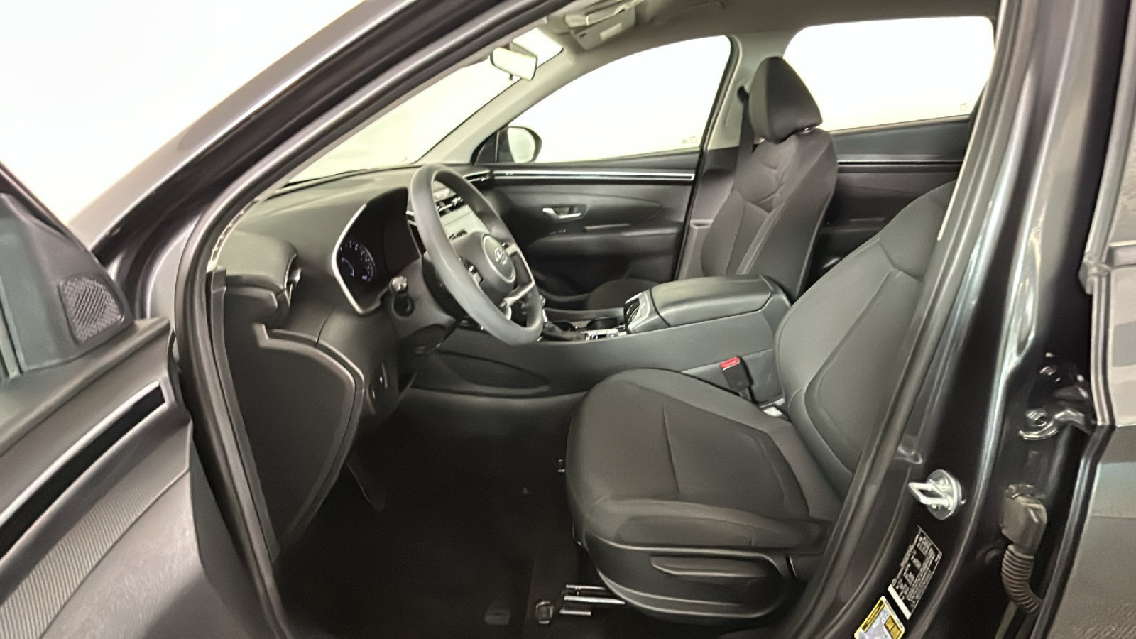Used 2024 Hyundai Tucson SE FWD image 14