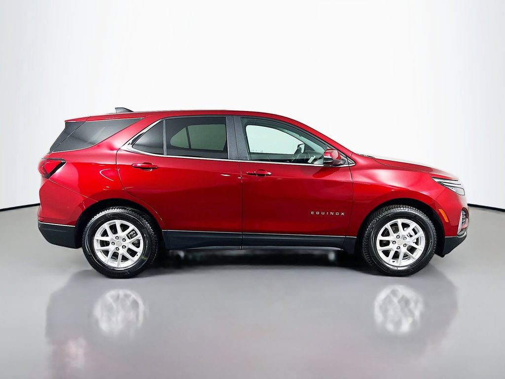 Used 2023 Chevrolet Equinox LT FWD image 4