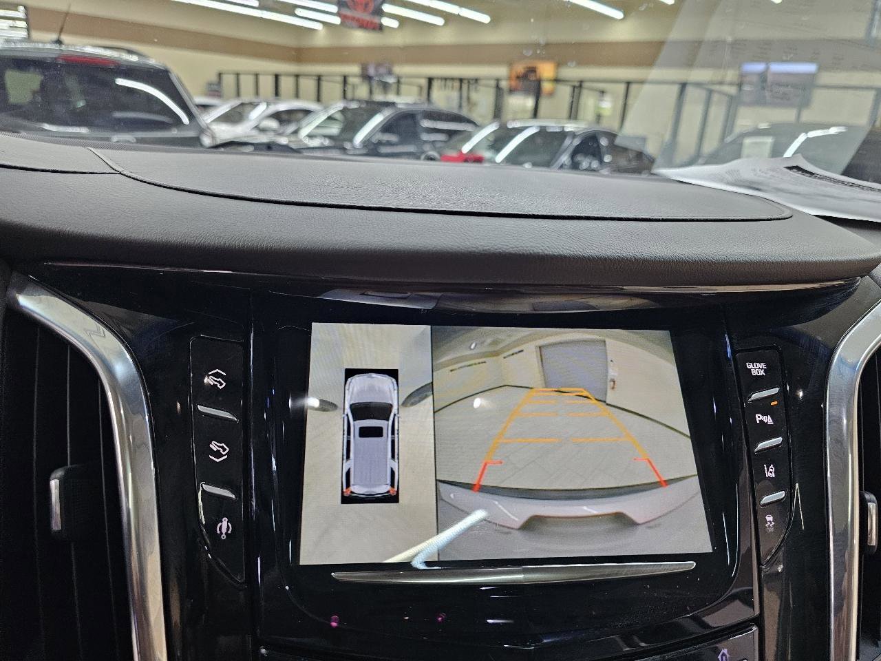 Used 2015 Cadillac Escalade ESV Luxury AWD/4WD image 35