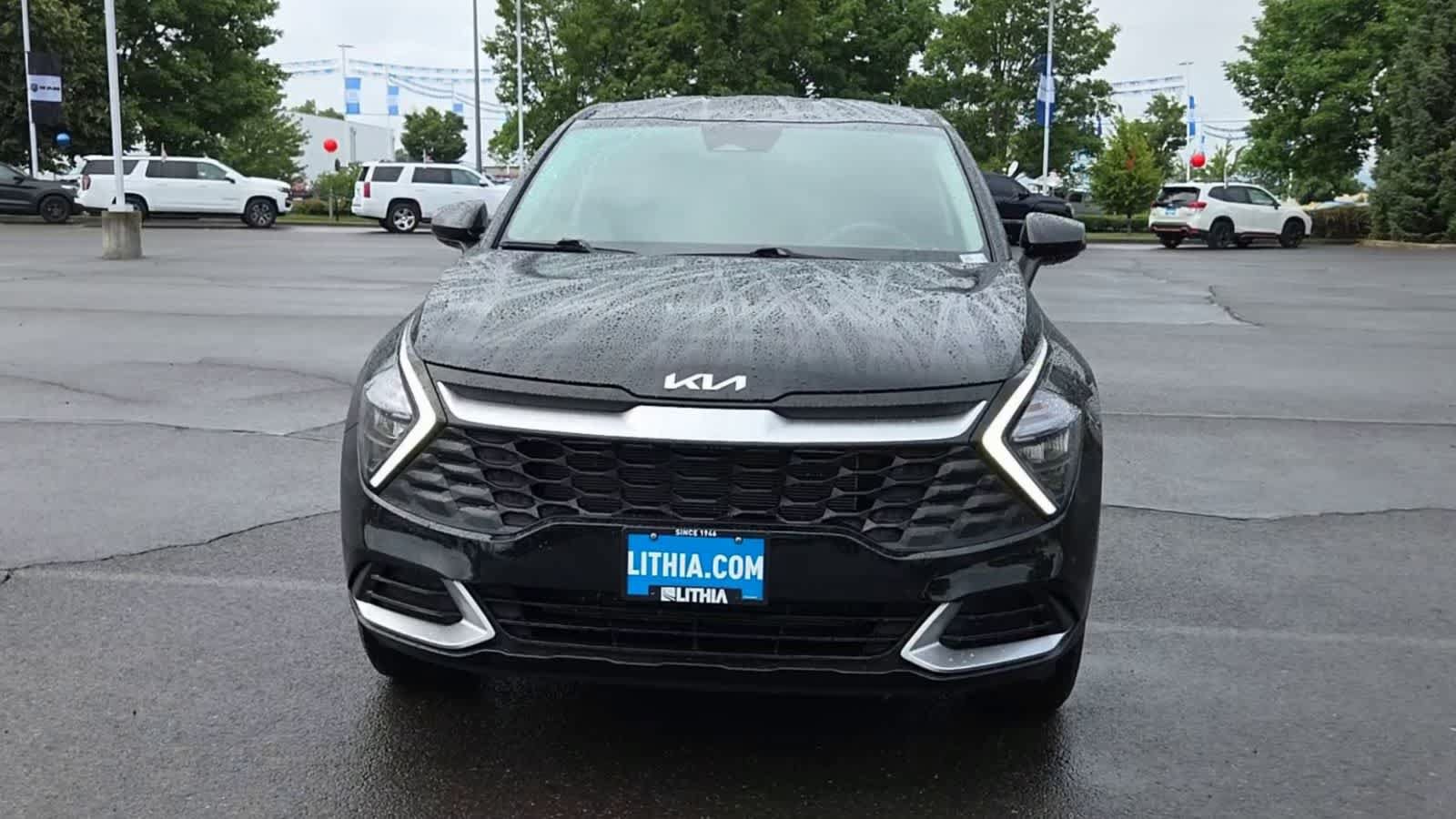 Used 2023 Kia Sportage LX AWD/4WD image 3