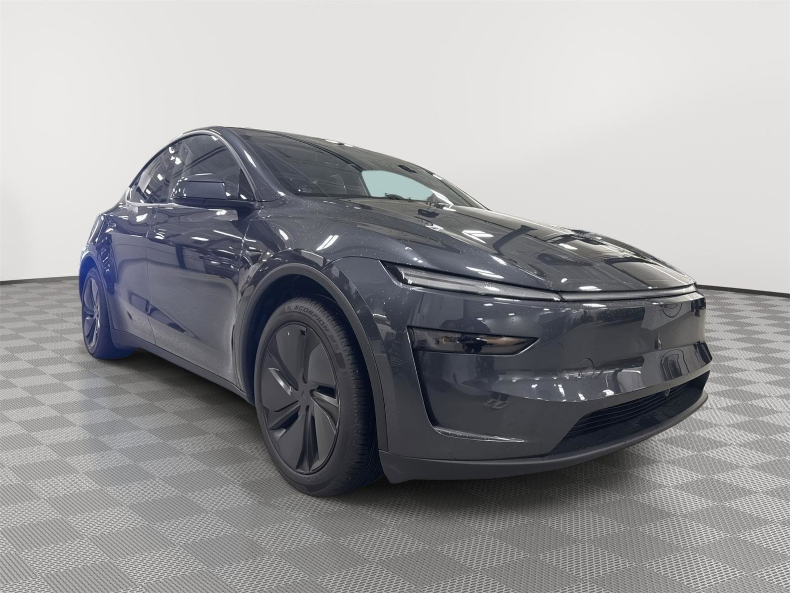 Used 2026 Tesla Model Y AWD image 1