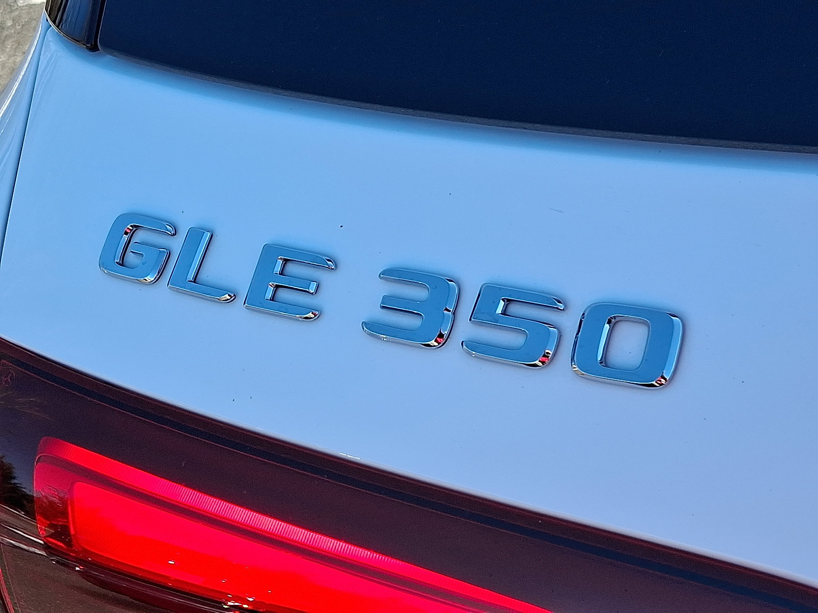 Certified 2026 Mercedes-Benz GLE 350 4MATIC image 32