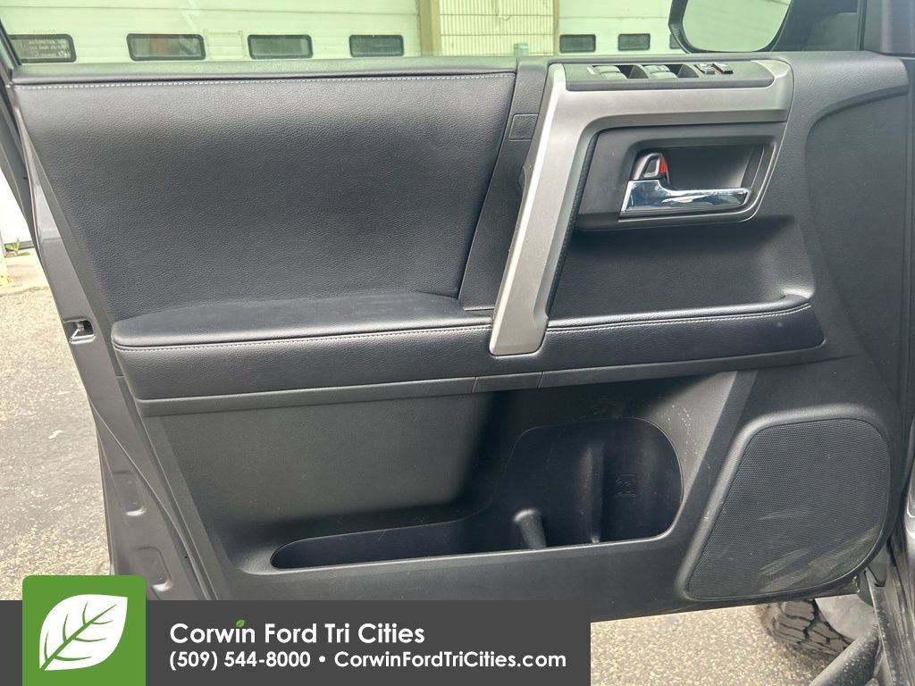 Used 2018 Toyota 4Runner SR5 image 14