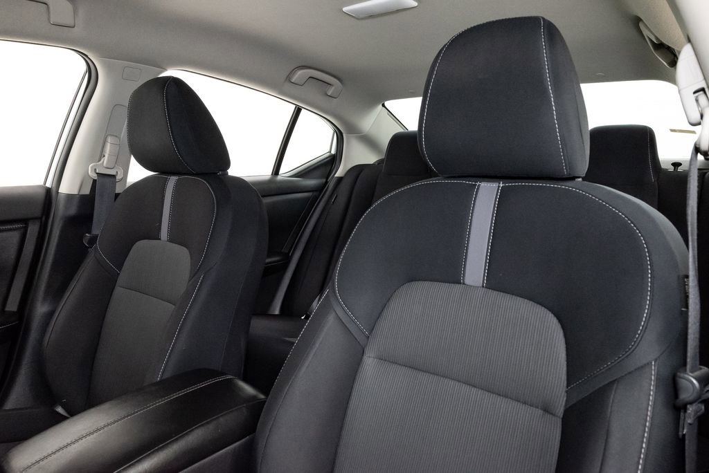 Used 2021 Nissan Sentra SV FWD image 12