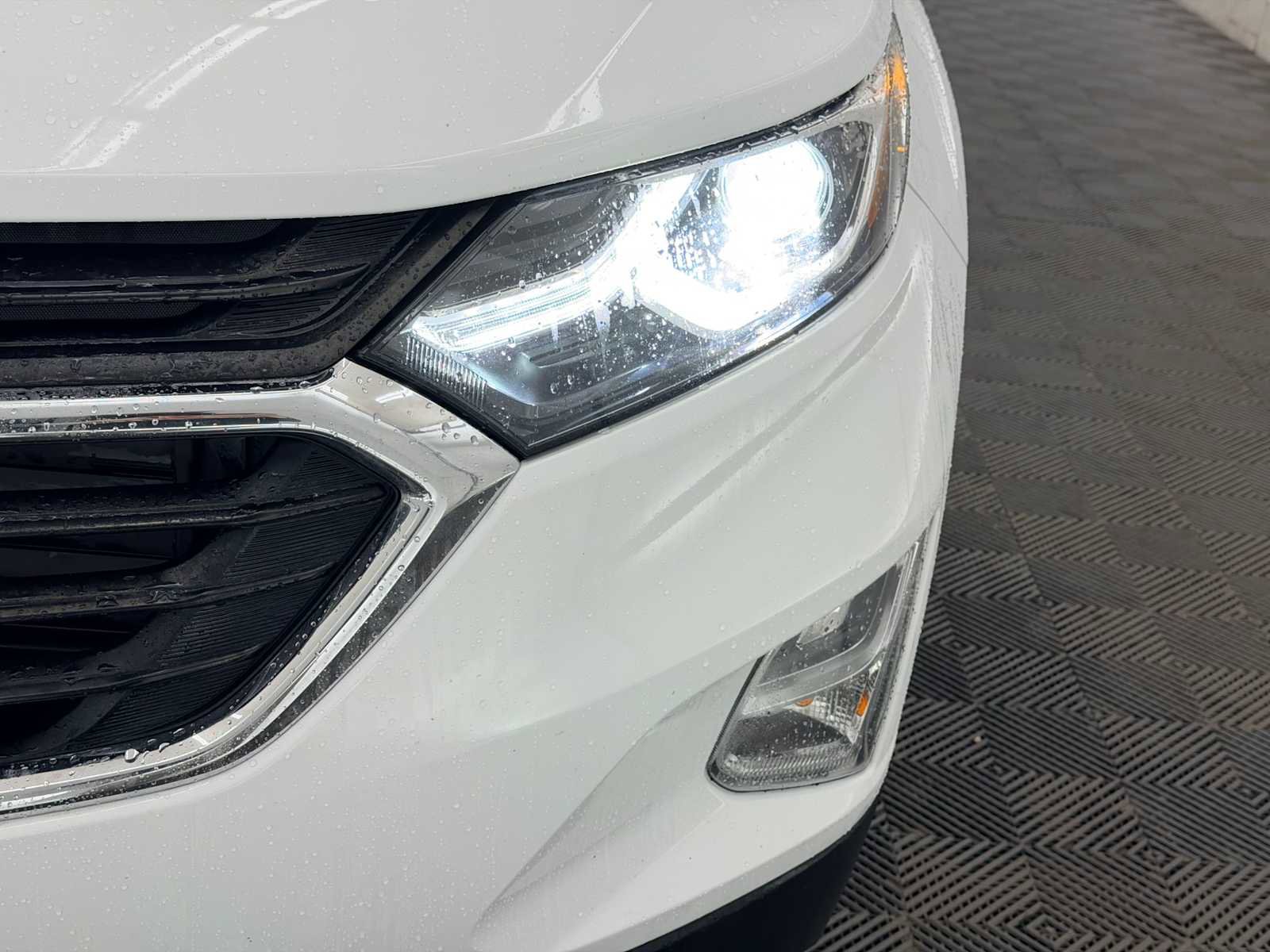 Used 2020 Chevrolet Equinox LT image 10