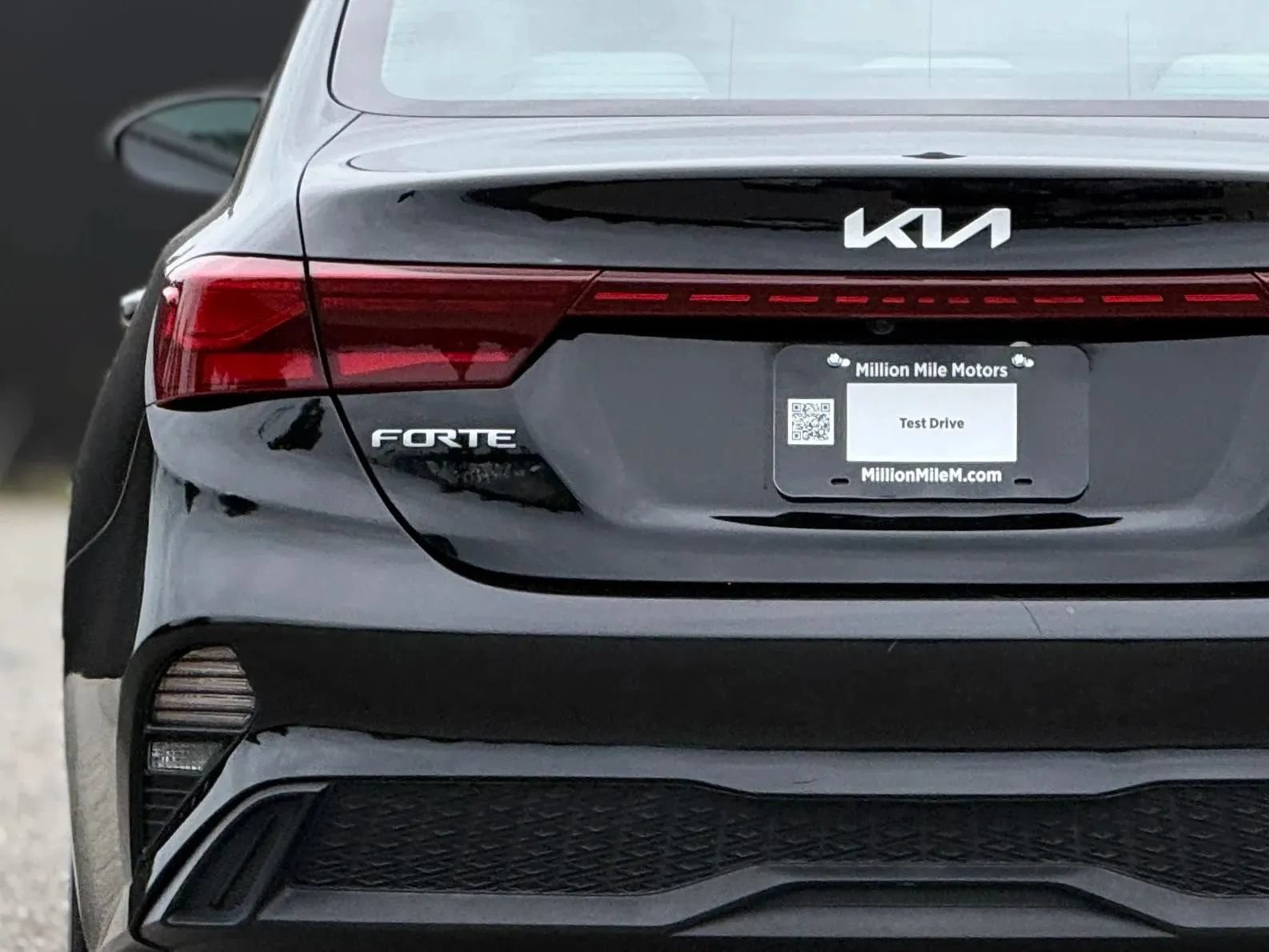 Used 2022 Kia Forte LXS w/ LXS Technology Package FWD image 13