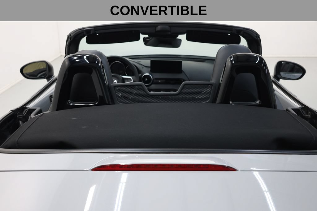 Used 2024 MAZDA MX-5 Miata Grand Touring w/ Weather Package RWD image 19
