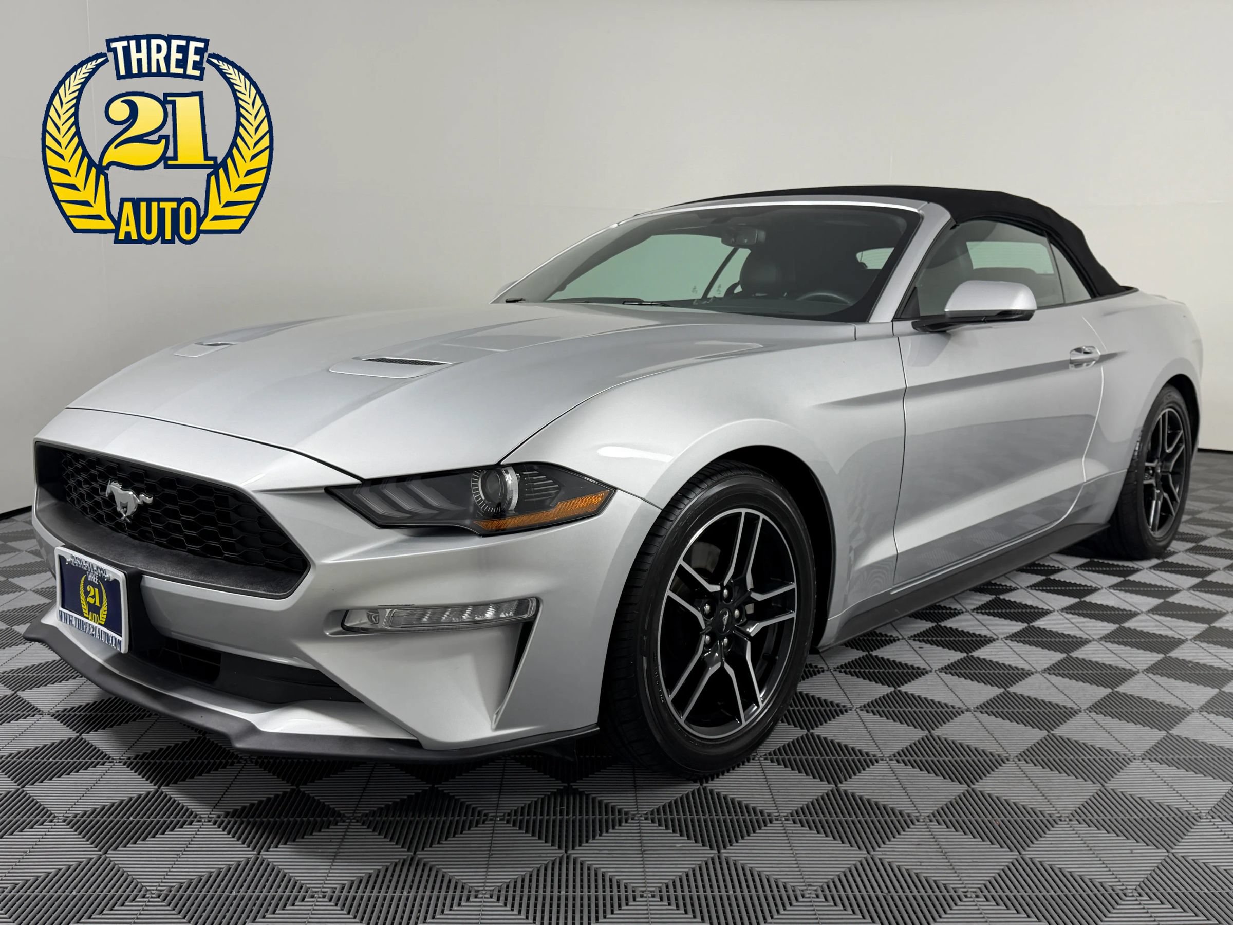 Used 2018 Ford Mustang Premium w/ Equipment Group 201A RWD image 1