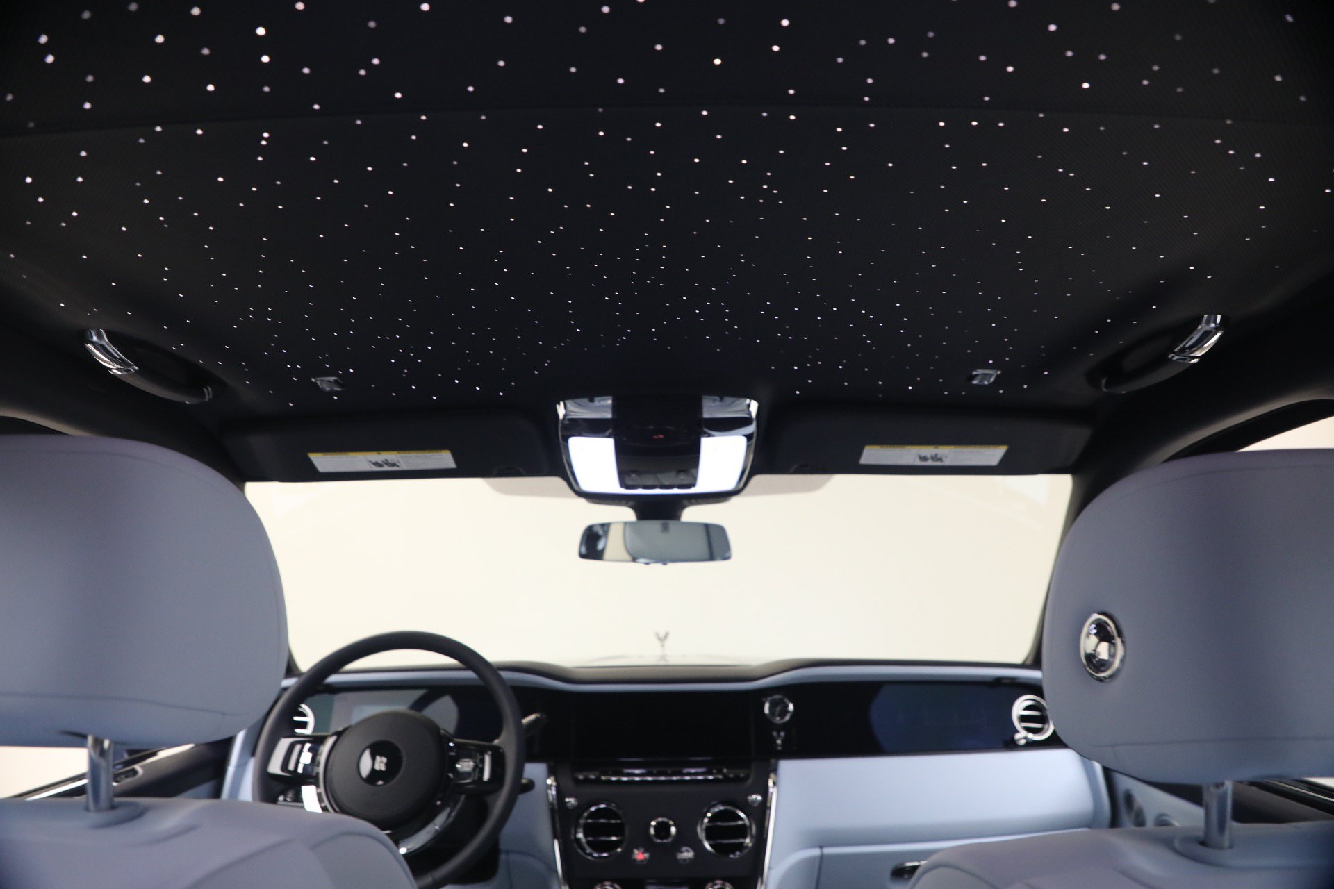 Certified 2025 Rolls-Royce Cullinan AWD/4WD image 33