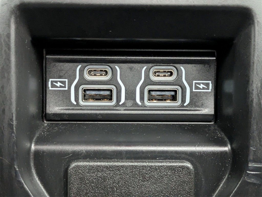 Used 2024 RAM 2500 Big Horn w/ Level 2 Equipment Group image 14