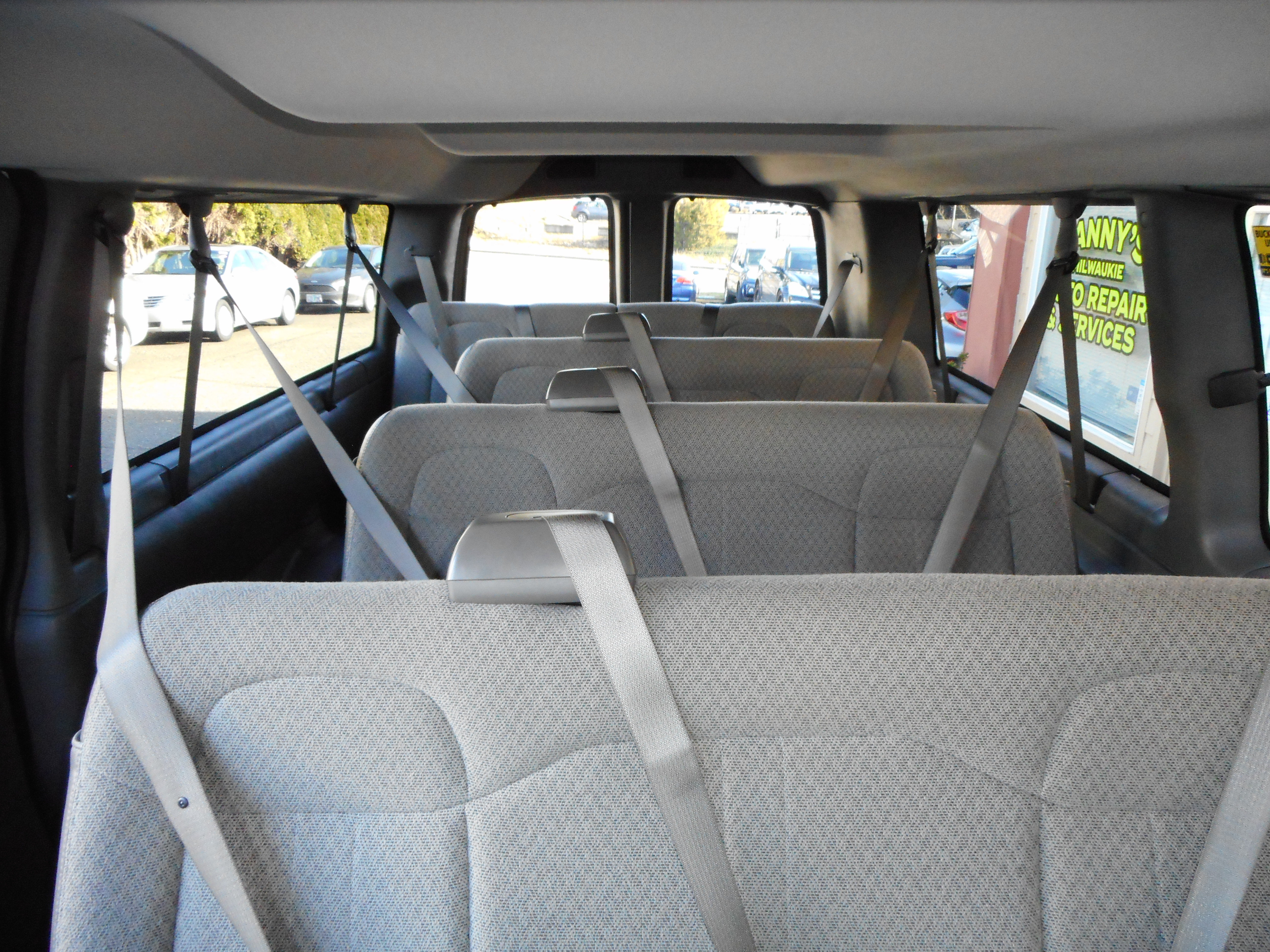 Used 2016 Chevrolet Express 3500 LT w/ LT Preferred Equipment Group RWD image 22
