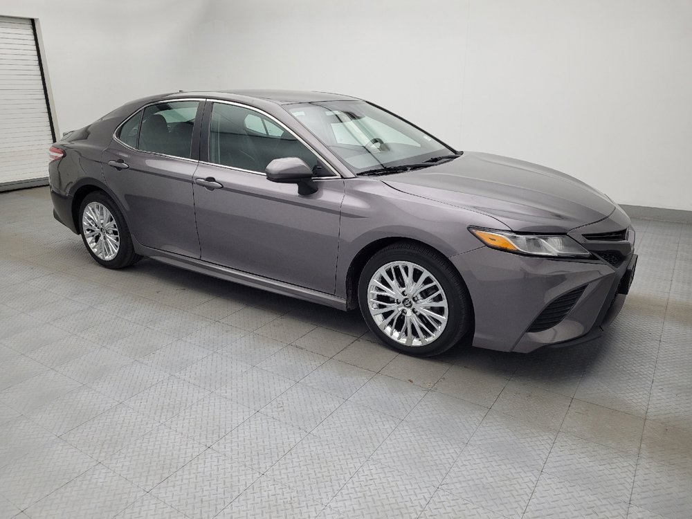 Used 2020 Toyota Camry SE image 11