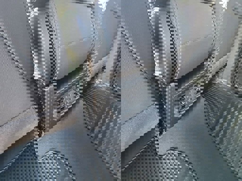 Used 2024 Chevrolet Silverado 1500 Custom image 35