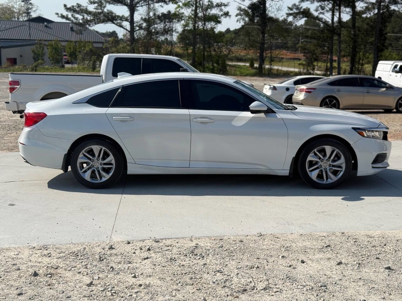 Used 2018 Honda Accord LX image 5