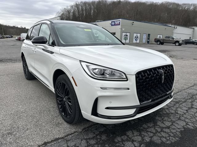 New 2025 Lincoln Corsair Reserve w/ Jet Appearance Package AWD/4WD image 11