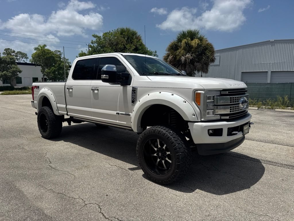 Used 2018 Ford F250 Platinum w/ Platinum Ultimate Package AWD/4WD image 4
