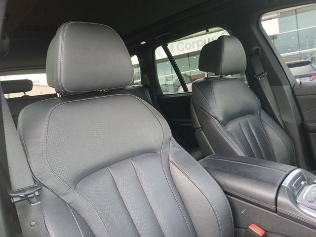 Used 2021 BMW X5 M50i w/ Executive Package image 15