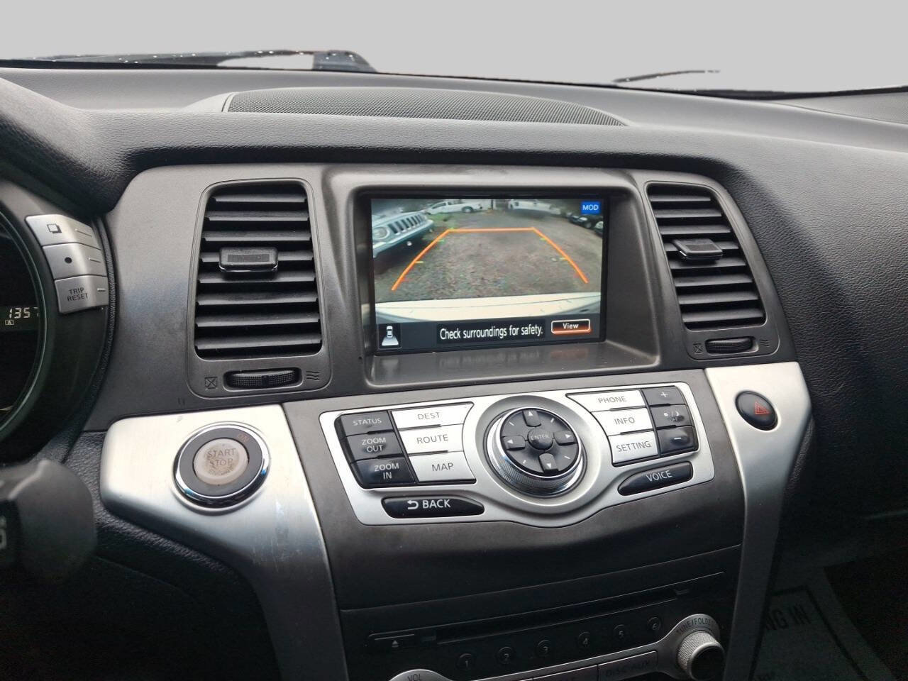 Used 2014 Nissan Murano SL w/ Navigation Package image 10