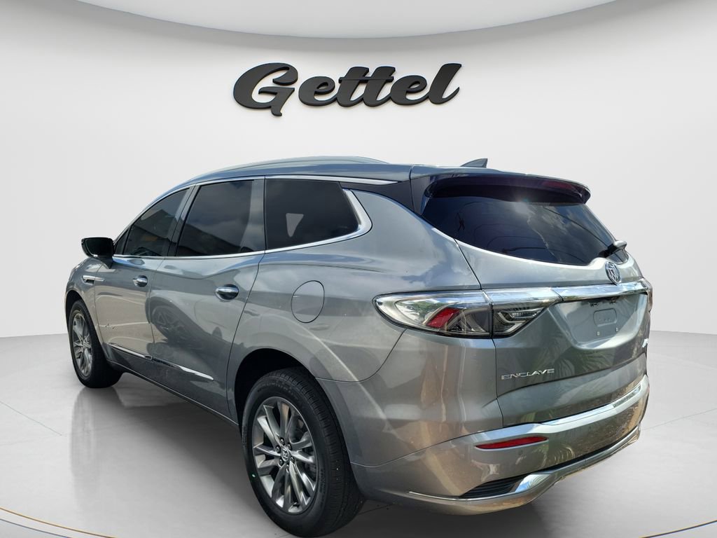 Used 2023 Buick Enclave Avenir w/ Avenir Technology Package FWD image 6