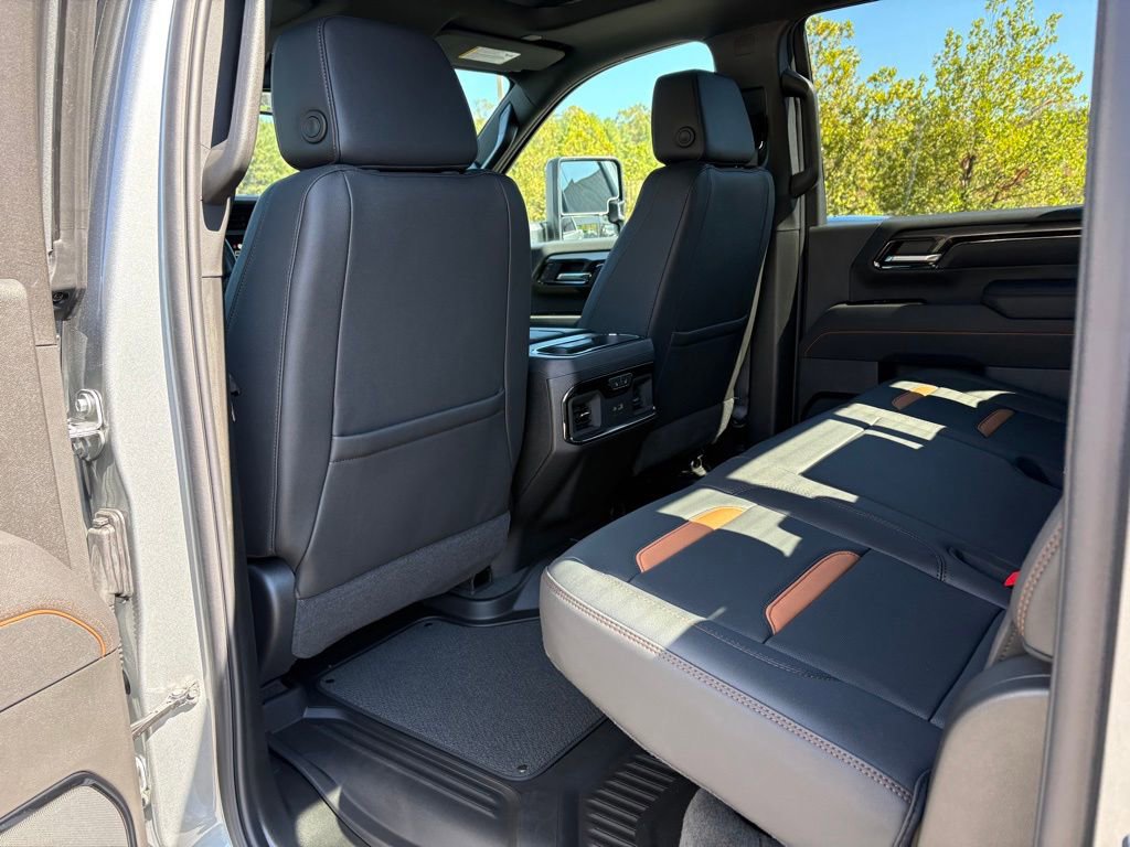 New 2026 GMC Sierra 2500 AT4 w/ AT4 Premium Plus Package image 24