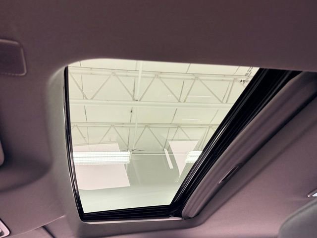 Certified 2022 Chevrolet Silverado 1500 LTZ w/ LTZ Premium Package image 20