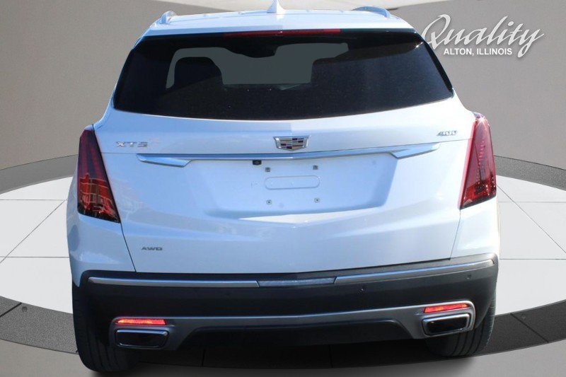 Used 2022 Cadillac XT5 Premium Luxury w/ LPO, Floor Liner Package image 4