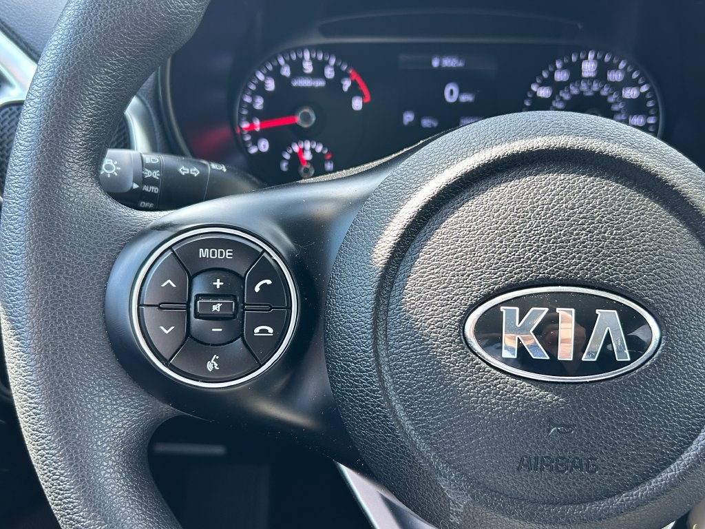 Used 2021 Kia Soul LX FWD image 18