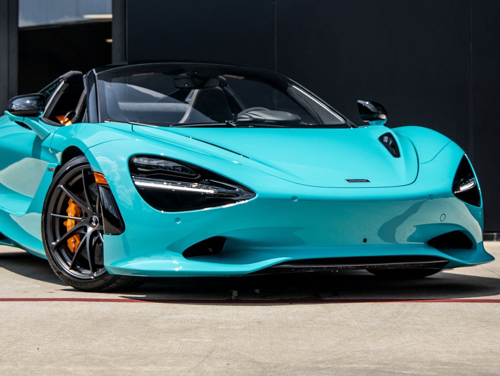 Used 2024 McLaren 750S Spider image 6