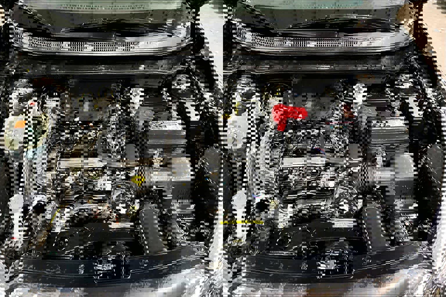 Used 2019 Nissan Kicks S image 32