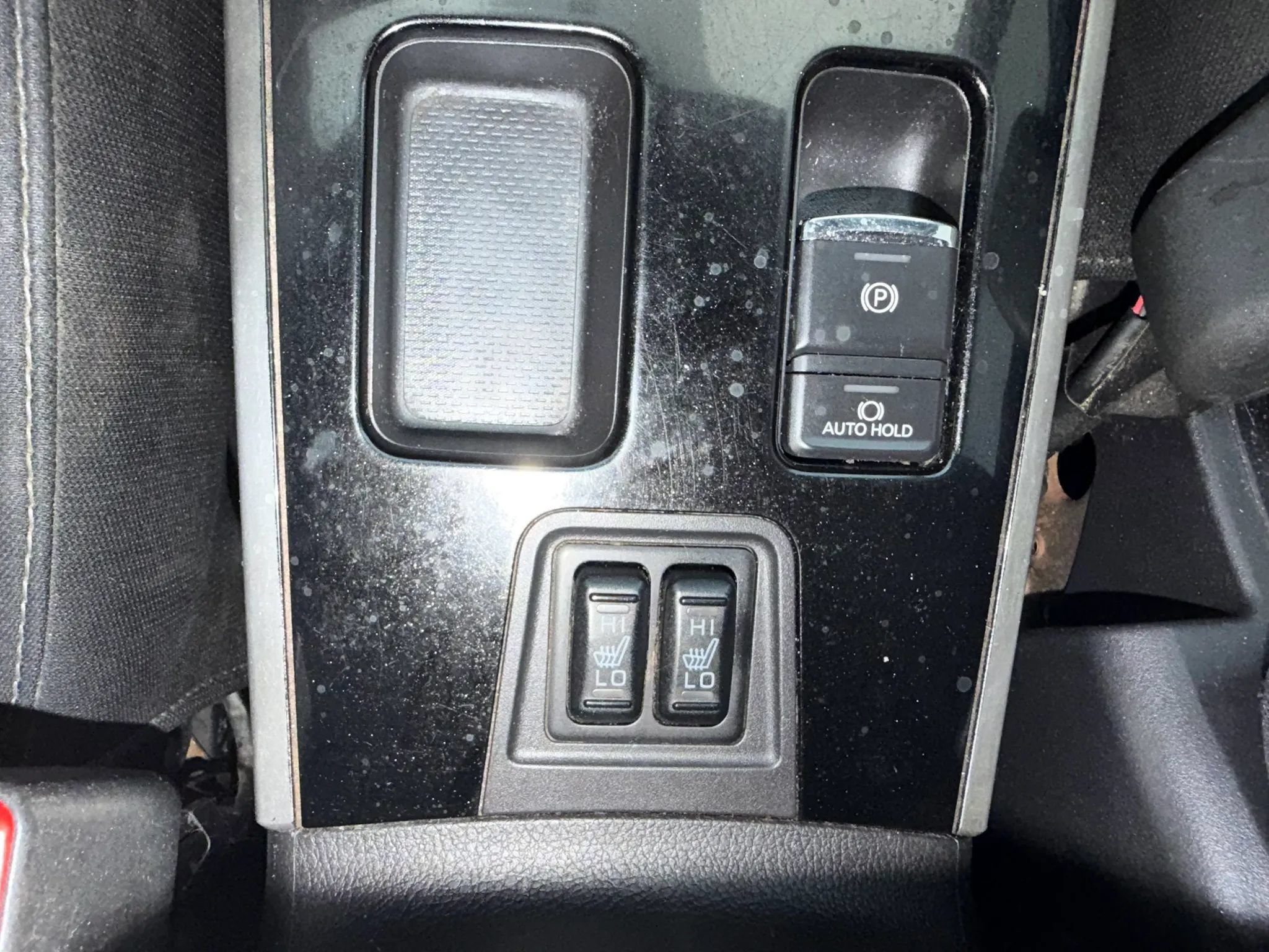 Used 2020 Mitsubishi Outlander ES FWD image 20