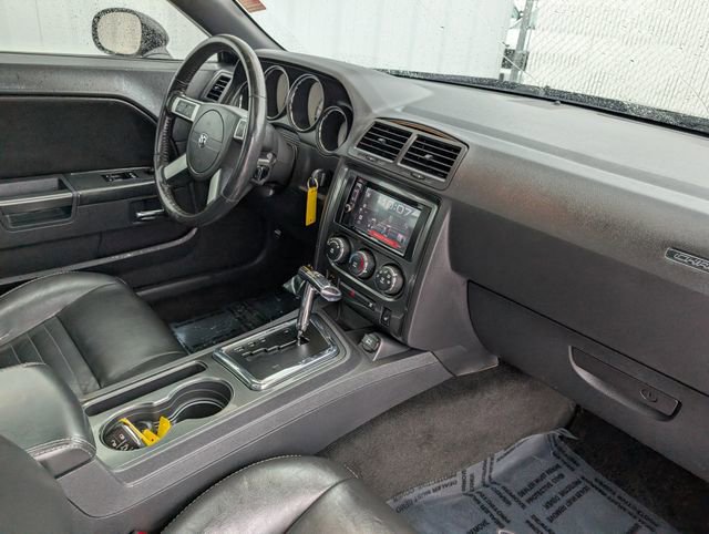 Used 2009 Dodge Challenger R/T image 25