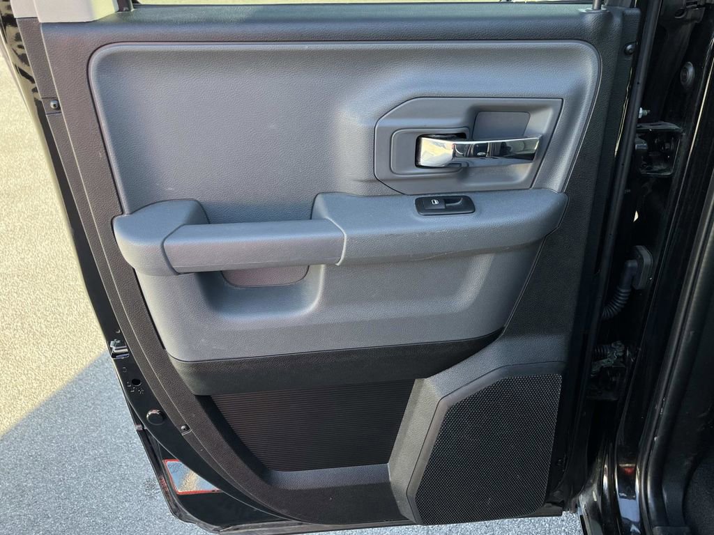 Used 2024 RAM 1500 Classic SLT image 17