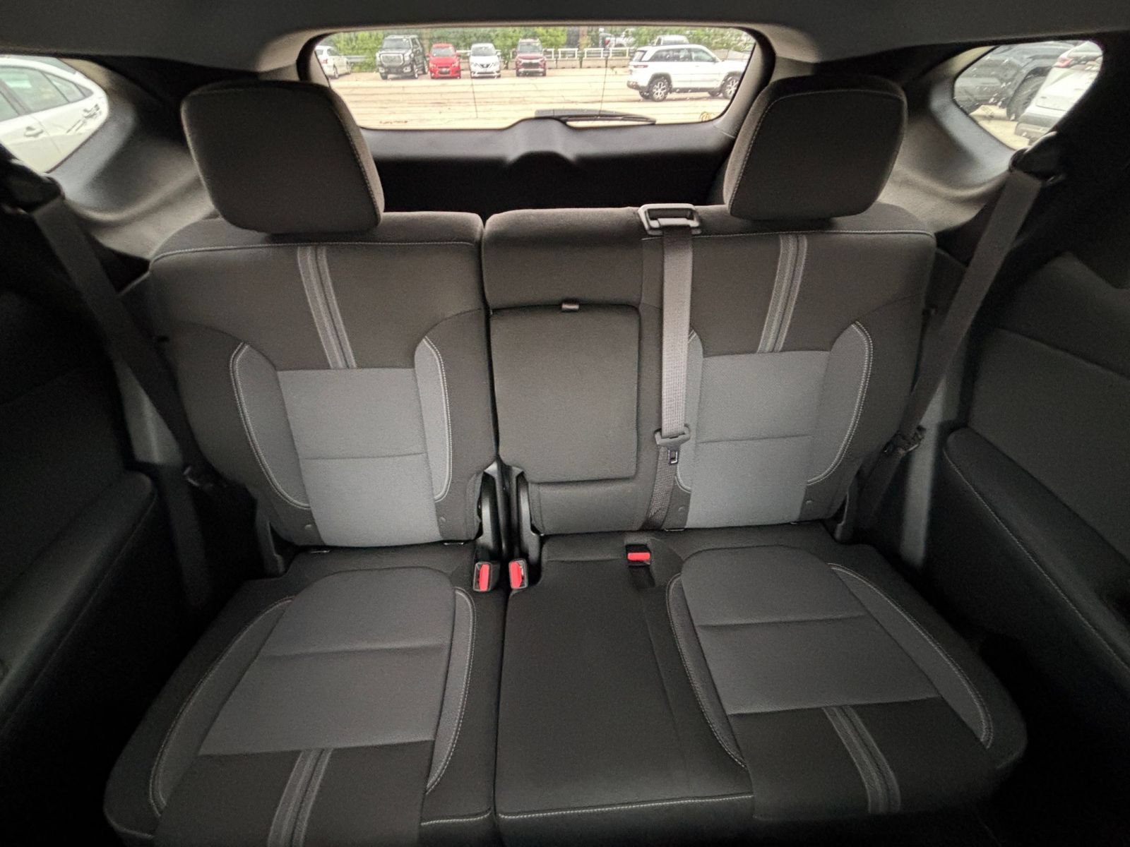 Used 2025 Chevrolet Blazer LT FWD image 39