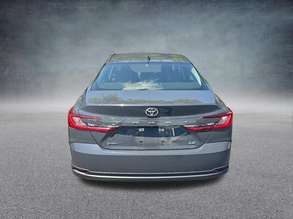 Used 2025 Toyota Camry LE FWD image 5