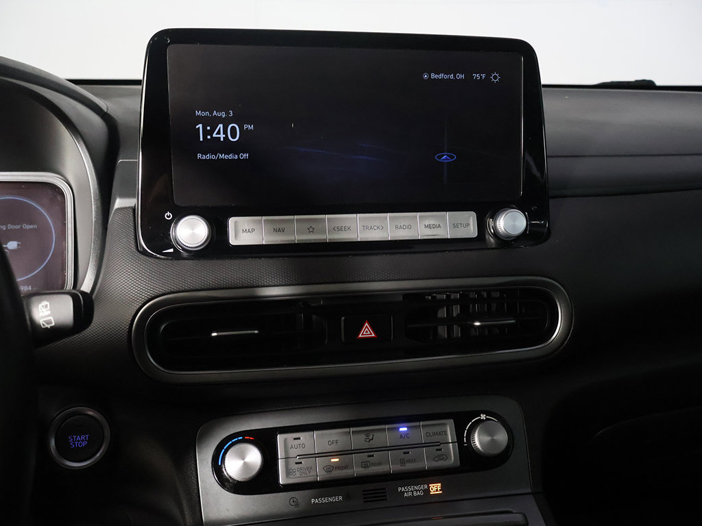Used 2022 Hyundai Kona Limited w/ Cargo Package FWD image 42