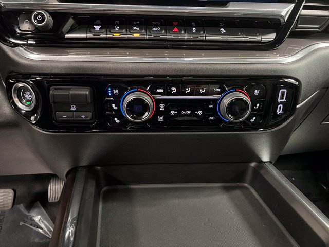 Used 2024 Chevrolet Silverado 3500 High Country w/ Technology Package AWD/4WD image 36