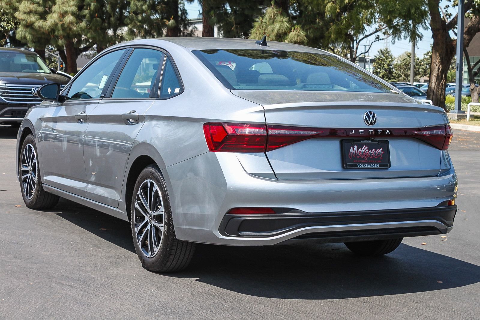 Used 2025 Volkswagen Jetta Sport FWD image 8