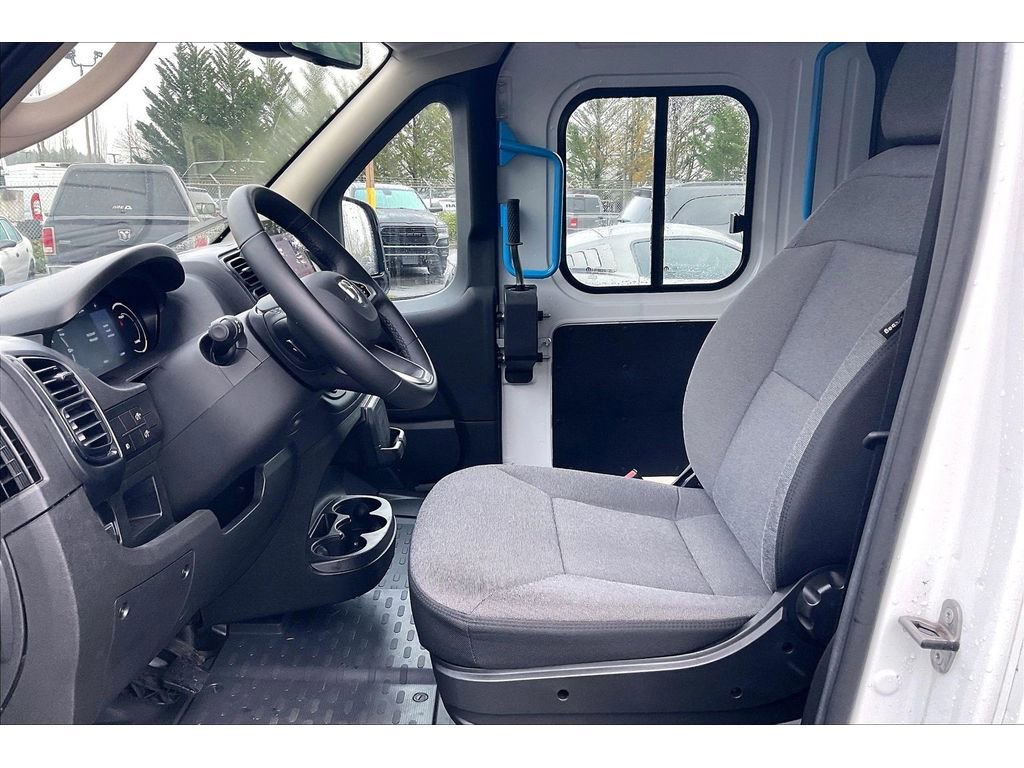 Used 2024 RAM ProMaster 3500 w/ Delivery Van Package image 25