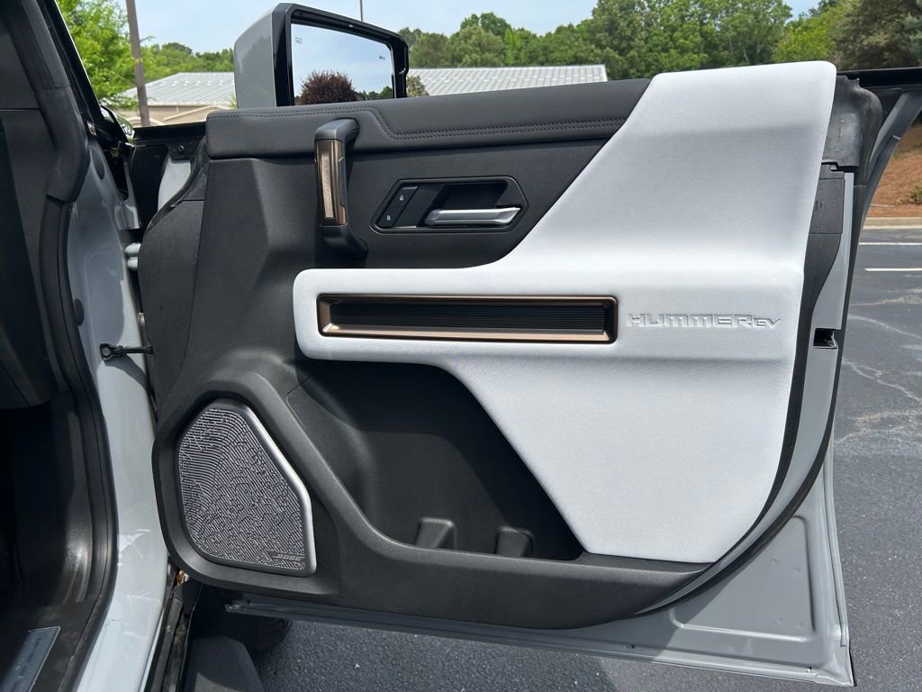 Used 2025 GMC Hummer EV 2X w/ LPO, Sport Package image 20