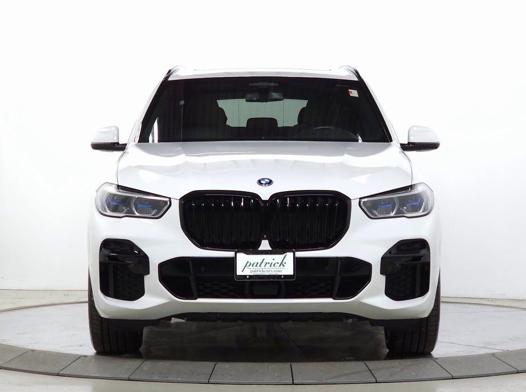 Used 2023 BMW X5 xDrive45e w/ Executive Package image 2