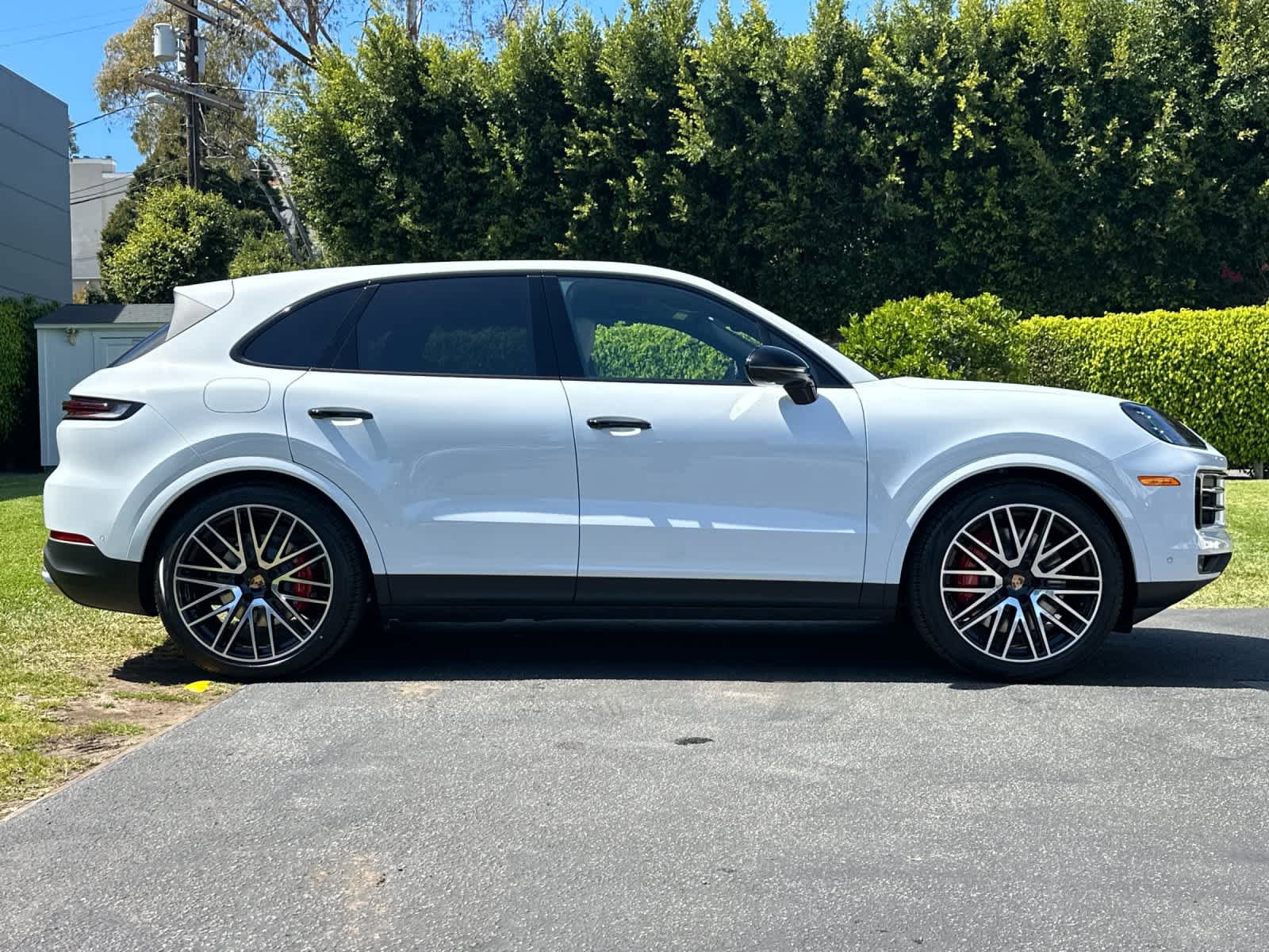 New 2026 Porsche Cayenne S AWD/4WD image 9