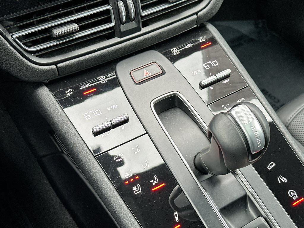 Certified 2023 Porsche Macan S AWD/4WD image 18
