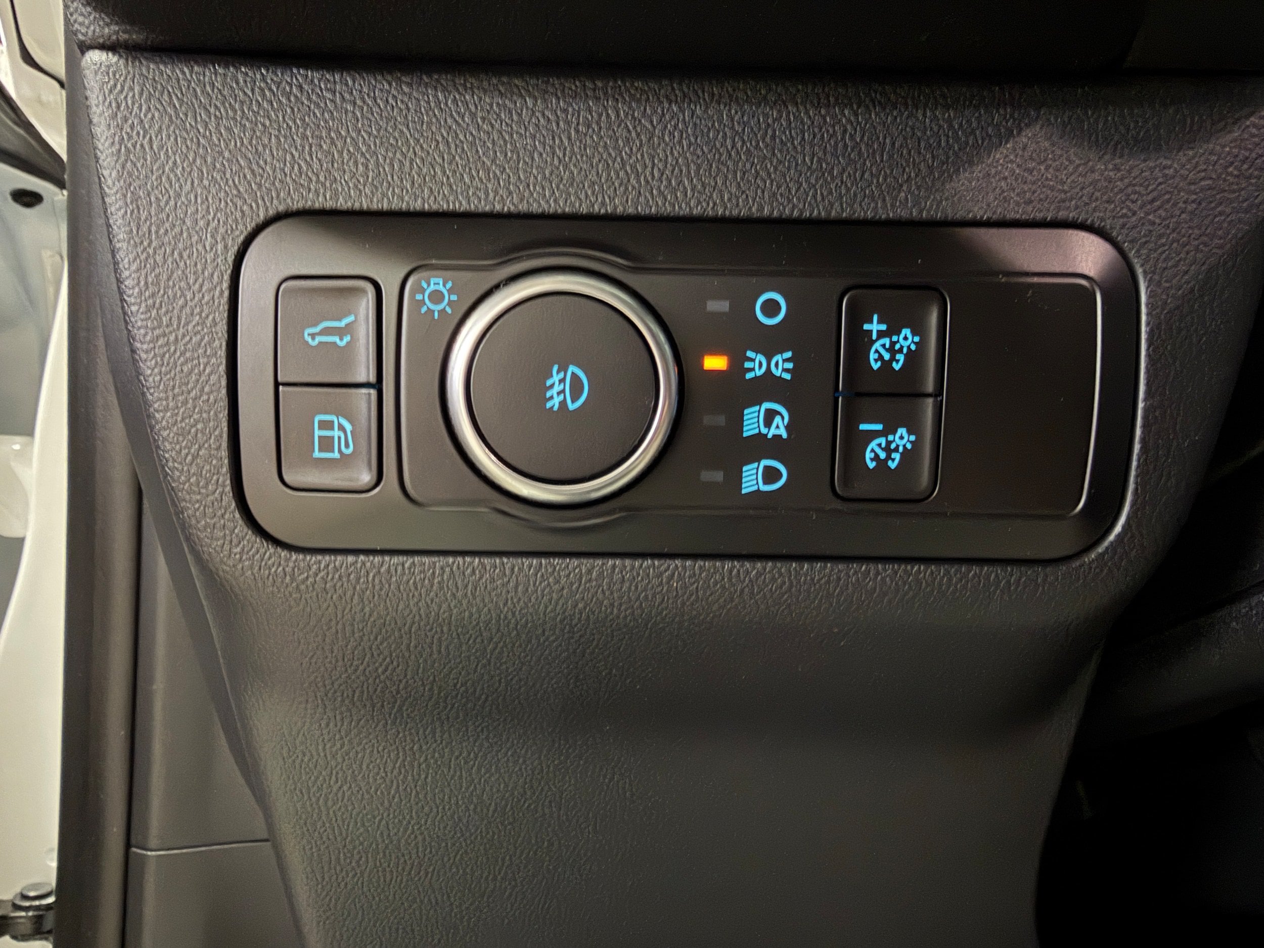 New 2026 Ford Escape SE FWD image 12