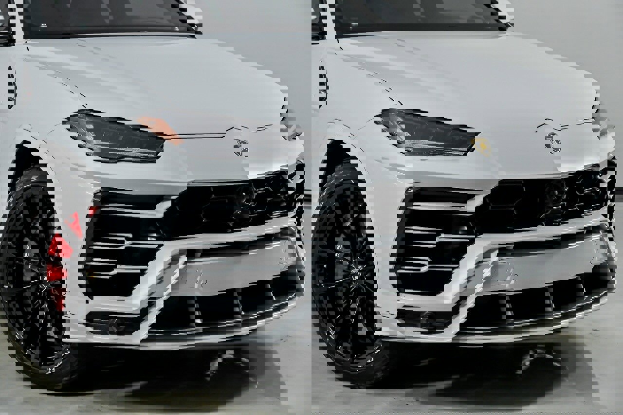 Used 2021 Lamborghini Urus image 3