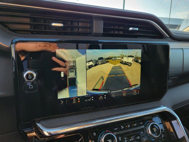 Used 2025 GMC Sierra 1500 Denali w/ Technology Package AWD/4WD image 23